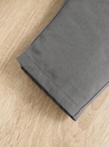 SHEIN 男嬰側翻蓋口袋工裝褲