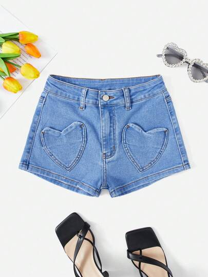 SHEIN Qutie 愛心貼布牛仔短褲