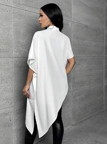 Slaydiva Camisa unicolor bajo asimétrico con botón delantero - Blanco - Ver 2