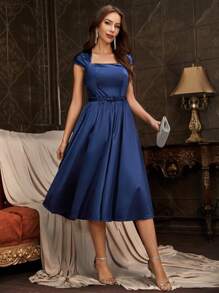 MUXXN 方領緞面A字連衣裙 - 藏蓝色 - 查看 1