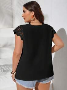 SHEIN Clasi Plus Contrast Lace Scallop Trim Fold Pleated Detail Blouse - Black - View 2