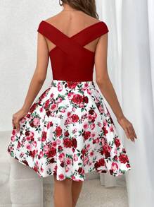 SHEIN Unity cruzado Top & con estampado floral Falda - Multicolor - Ver 2