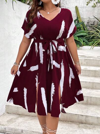SHEIN Clasi Plus Brush Print Batwing Sleeve Split Thigh Belted Dress Burgundy Maxi Women Outfit