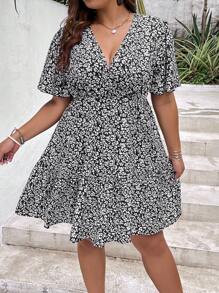 SHEIN Holidaya Plus Ditsy Floral Print Flounce Sleeve Dress - Black - View 1