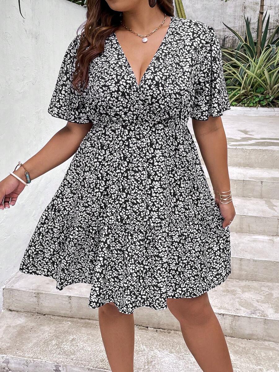 SHEIN Holidaya Plus Ditsy Floral Print Flounce Sleeve Dress - Black - View 1
