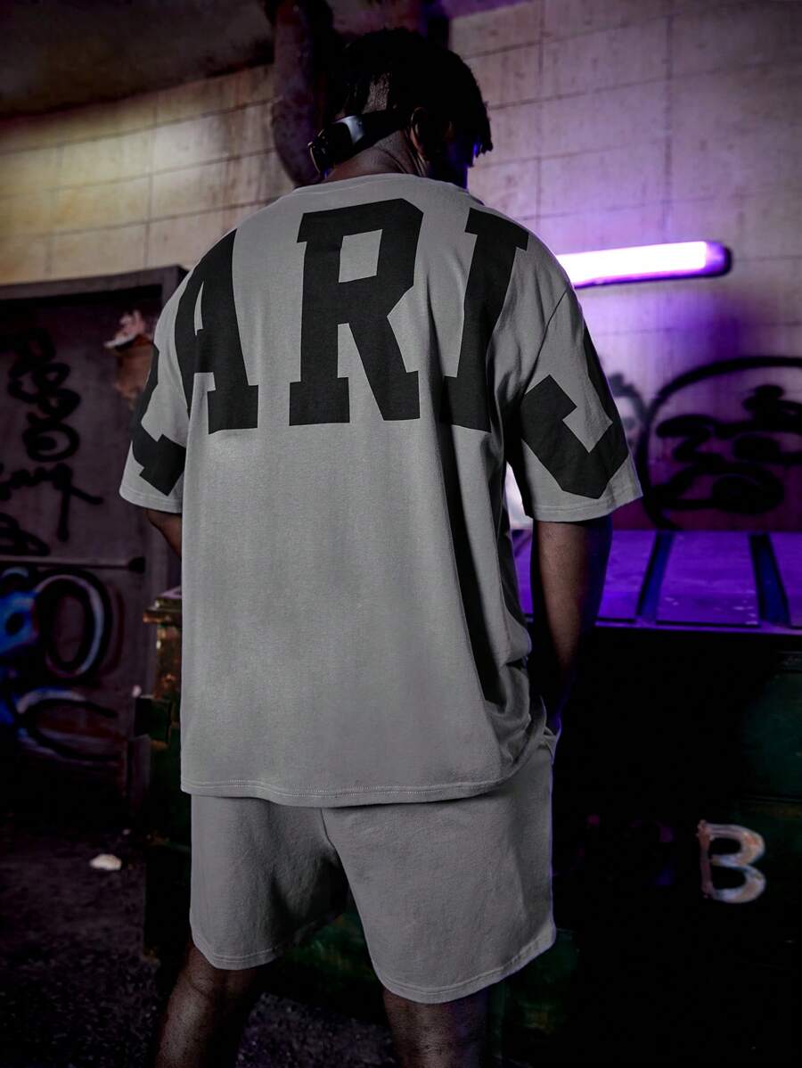 EASEVO Men Plus Cotton Letter Graphic Tee & Shorts - Grey - View 1