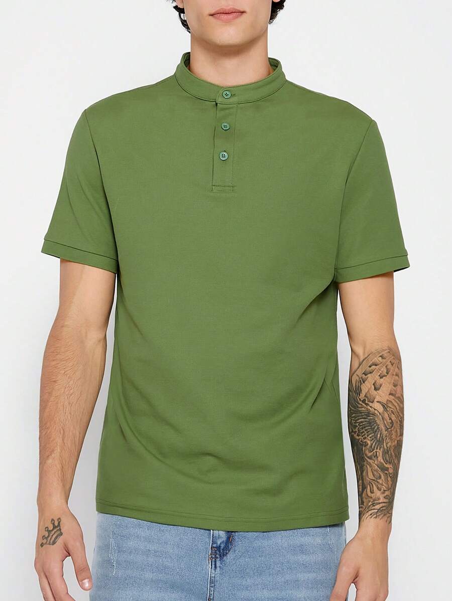 Manfinity NiteLyfe Men Solid Half Button Polo Shirt - Olive Green - View 1