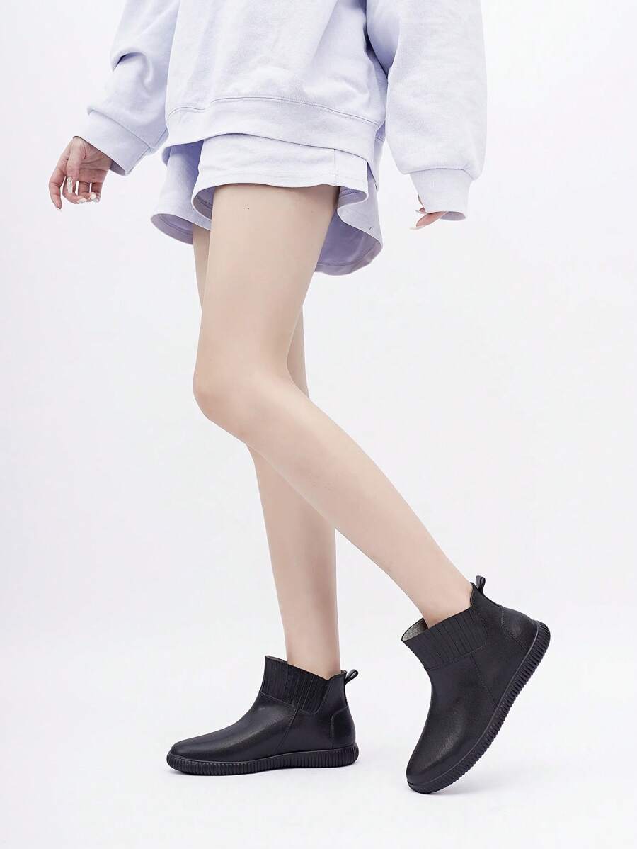 Ủng đi mưa tối giản cho nữ, Ủng thời trang đế xuồng PVC màu đen - màu đen - Xem 1