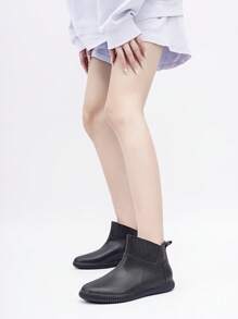 Ủng đi mưa tối giản cho nữ, Ủng thời trang đế xuồng PVC màu đen - màu đen - Xem 7