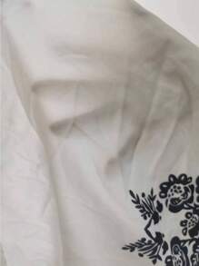 SHEIN LUNE Blusa con estampado floral de hombros descubiertos de manga con volante - Blanco - Ver 7