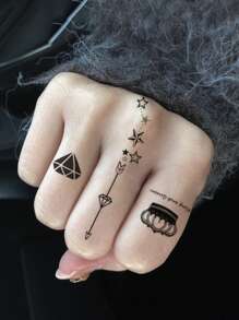 STARTTOOS 2pcs Black Diamond Crown & Gemstone Pattern Temporary Tattoo Sticker For Fingers, Wrists, Small Body Parts - Black - View 2