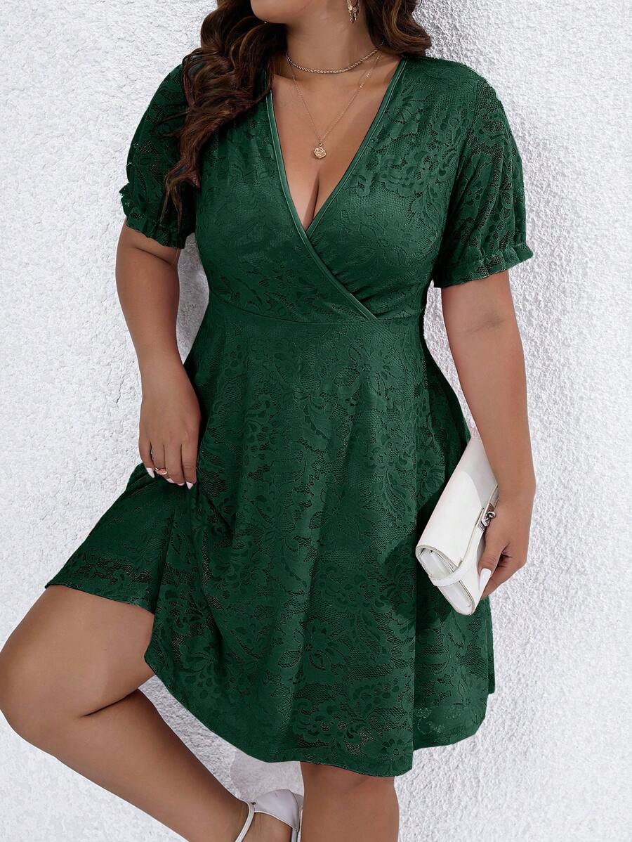 SHEIN Clasi 大碼交疊領泡泡袖蕾絲覆蓋連衣裙 - 墨綠色 - 查看 1