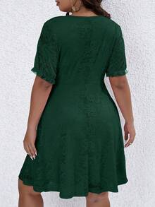 SHEIN Clasi 大碼交疊領泡泡袖蕾絲覆蓋連衣裙 - 墨綠色 - 查看 2
