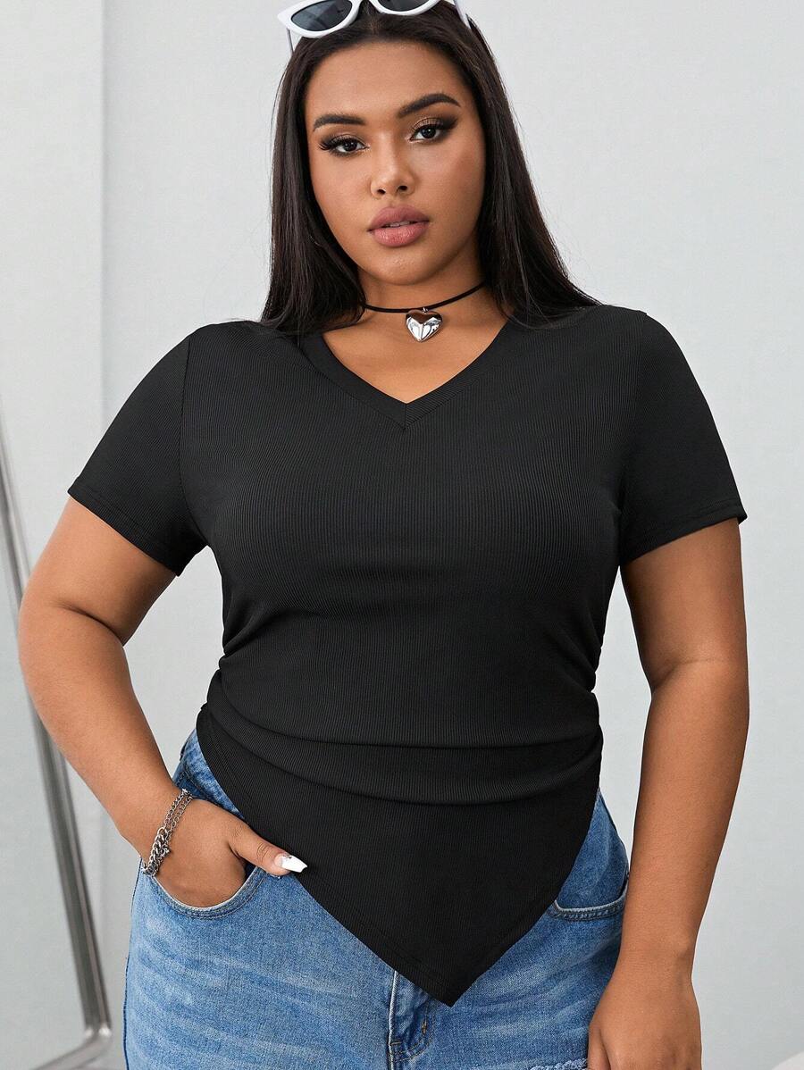 SHEIN EZwear Plus Solid Hanky Hem Tee - Black - View 1