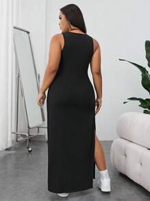 SHEIN EZwear 2pcs Women Plus Size Solid Color Square Neck Sleeveless Top With Split Hem Shorts Set, Casual