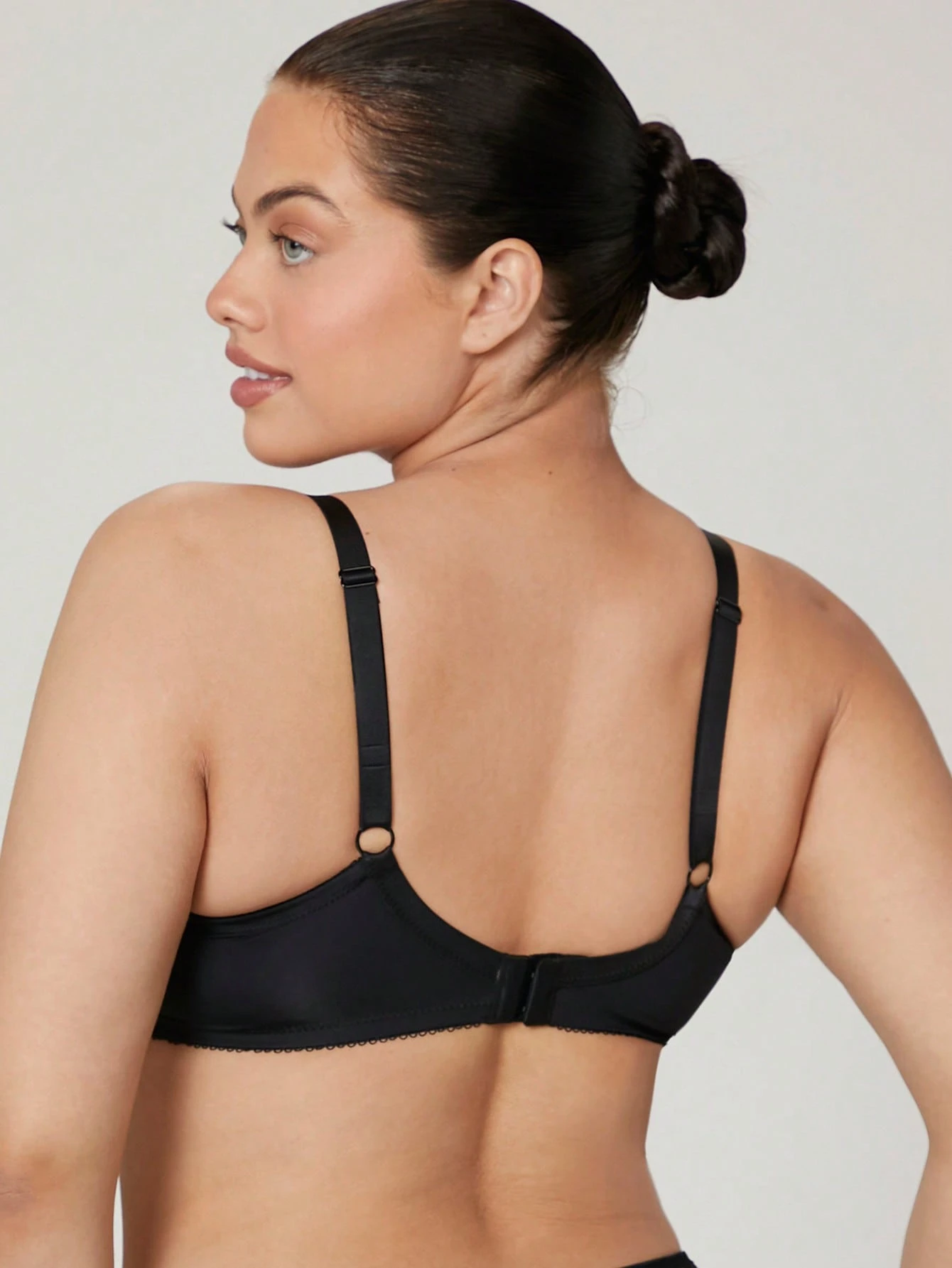 Plus Woman Full Coverage Black Lingerie Lounge Curve Support & Breathable Underwire Sexy Unlined Minimizer Lace Elegance Bra Bridal Intimates