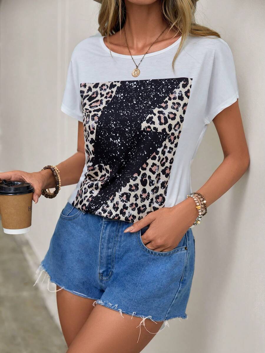 SHEIN LUNE 豹紋印花蝙蝠袖T恤 - 白色 - 查看 1