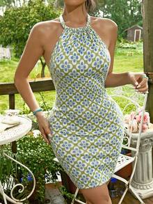 Soleia Allover Floral Print Tie Backless Halter Neck Bodycon Dress - Multicolor - View 4