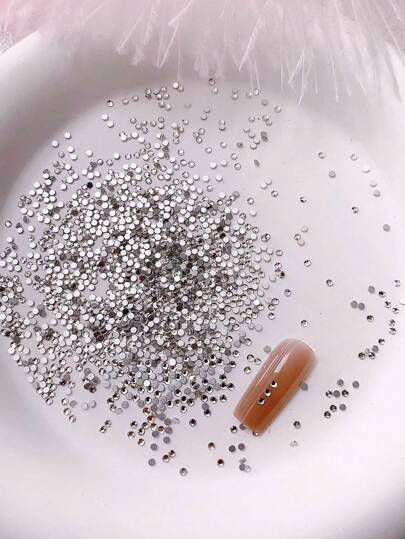 1 bolsa de 1440 piezas de pequeño tamaño de diamantes blancos transparentes de fondo plano para decoración de uñas DIY, suministros de arte de uñas, encantos de uñas, gemas de uñas y rhinestones de uñas