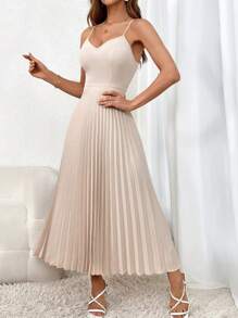 SHEIN Privé 素色百褶下擺吊帶連衣裙 - 杏色 - 查看 1