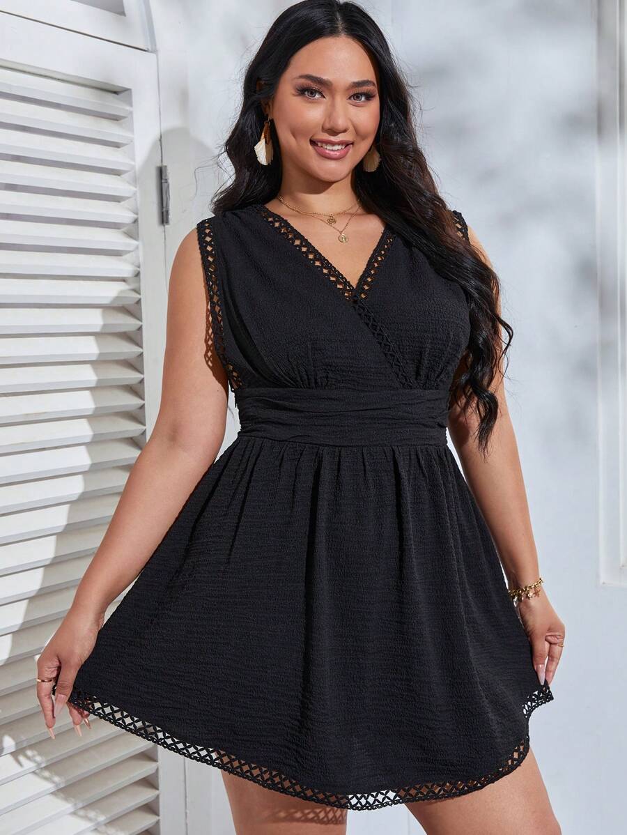 SHEIN VCAY Plus Guipure Lace Trim Ruched Waist Dress - White - View 1