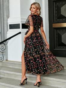 Simplee Đầm Thắt lưng Thêu Trọn gói Tách cao Hoa Tất cả trên in Boho - Nhiều màu - Xem 2