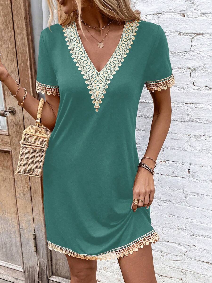 SHEIN LUNE 拼接水溶蕾絲T恤連衣裙 - 綠色 - 查看 1