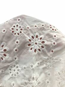 Breezaya 鏤空蕾絲花邊網眼刺繡無袖襯衫 - 白色 - 查看 7