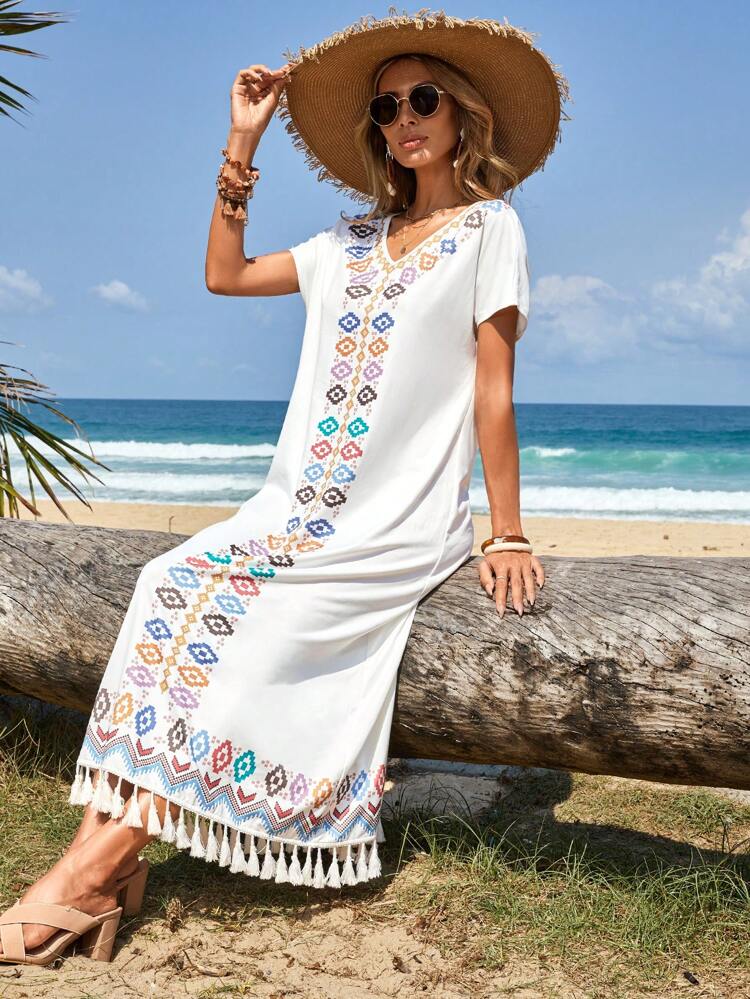 Geo Print Batwing Sleeve Tassel Hem Dress