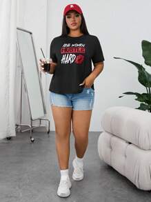 SHEIN EZwear Plus 标语图案 T 恤 REAL WOMEN HUSTLE HARD - 黑色 - 查看 4