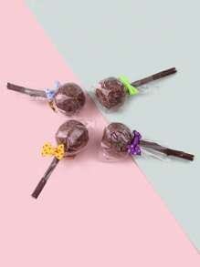 1 件隨機兔子磨牙零食,包括花形牙科草球、蘋果棒、木棒、草餅、豚鼠磨牙零食、糖果形牙科草球等,僅適合寵物。 - 彩色 - 查看 2