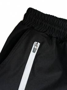 Manfinity Homme Men Drawstring Waist Zip Pocket Shorts - Black - View 6