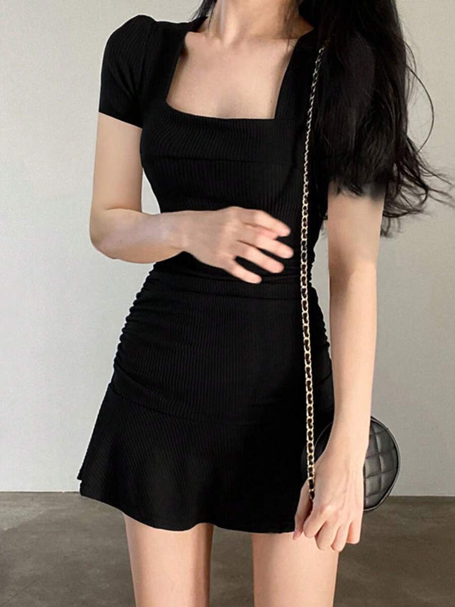 素色褶邊荷葉邊連衣裙 - 黑色 - 查看 1