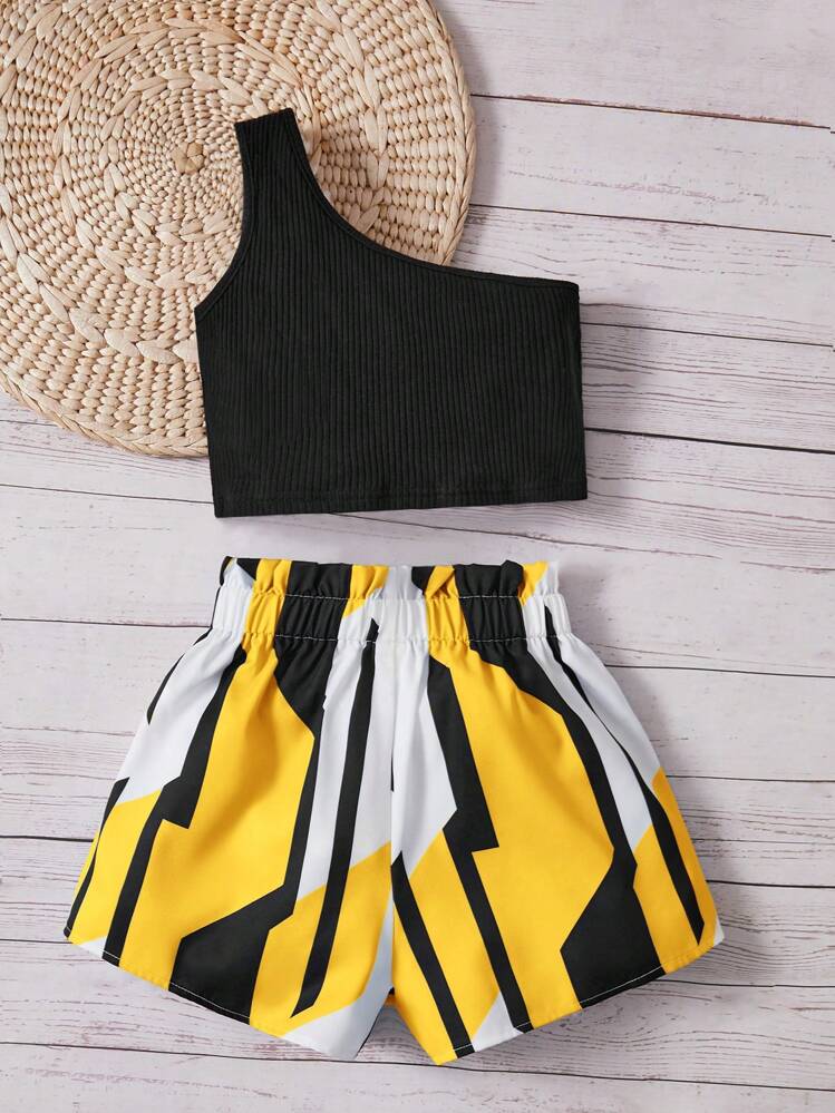 SHEIN Tween Flicka Enaxlad Topp & Geo Tryck Paperbag Midja Shorts med Bälte - Multifärgad - Visa 2