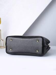 荔枝紋壓花方包PU皮革黑色字母圖案優雅 - 黑色 - 查看 4