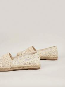 Floral Embroidered Lace Panel Espadrille Flat Loafers - Apricot - View 4