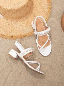 女孩人造珍珠裝飾粗跟時尚露跟涼鞋適合夏天