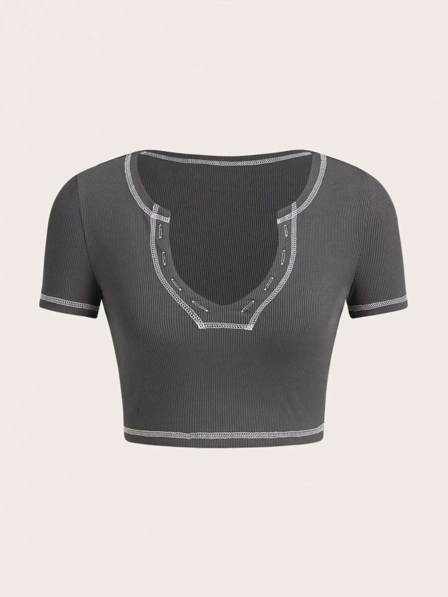 SHEIN ICON 頂針短款T恤 - 深灰色 - 查看 1