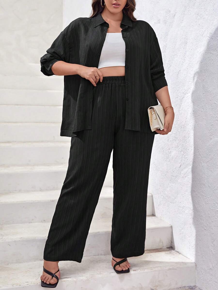 SHEIN Essnce Bộ thời trang Plus Size Nút phía trước màu trơn Giải trí - màu đen - Xem 1