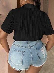 Slaydiva 大碼前扭結短款襯衫 - 黑色 - 查看 2