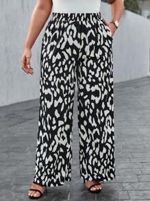 SHEIN Privé Plus Allover Print Slant Pocket Wide Leg Trousers - Black and White - View 5