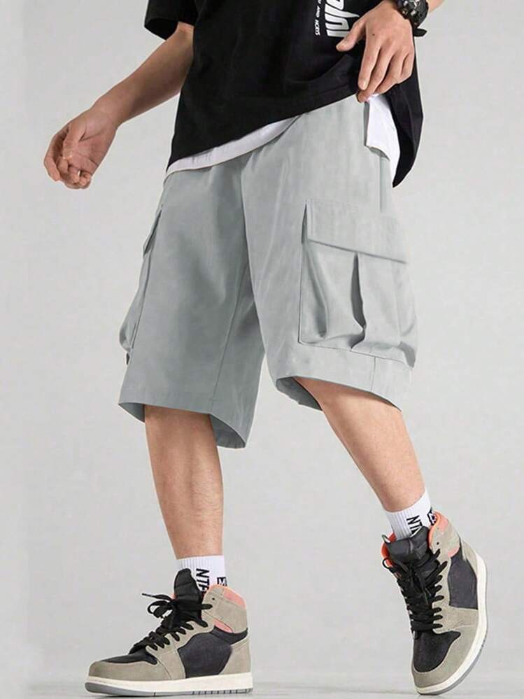 Manfinity Hypemode Hombres Shorts con bolsillo lateral con solapa cargo - Gris - Añade 1