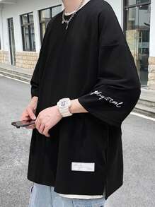 Claim Dot 宽松男式字母图案贴片细节落肩开衩下摆 T 恤 - 黑色 - 查看 1