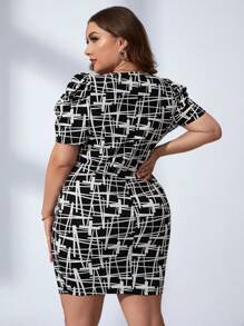 SHEIN Clasi Vestido ajustado con estampado de manga farol