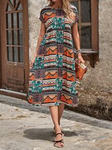 EMERY ROSE Geo Print Batwing Sleeve Dress - Multicolor - View 1