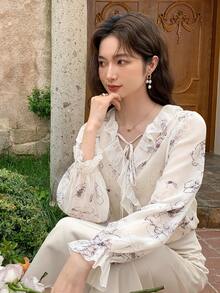 DAZY Floral Print Ruffle Trim Flare Sleeve Blouse - Beige - View 3