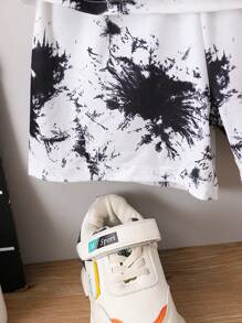 Conjunto de camiseta y pantalones cortos con estampado de oso teñido anudado para niños pequeños - Blanco y Negro - Ver 4
