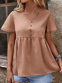 EMERY ROSE Áo sơ mi nữ Viên lá sen Nút phía trước màu trơn Dễ thương - Màu Khaki - Xem 2