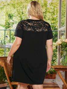 SHEIN CURVE+ Vestidos Tallas Grandes Encaje en contraste Liso Casual - Negro - Ver 2