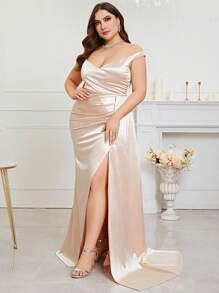 Robe Habillée Col Bardot À Ruché Fendu En Satin
